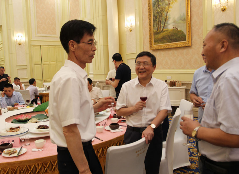 楊安民從業(yè)卅五周年系列報(bào)道--“璀璨卅五年，榮耀共分享”紀(jì)念晚宴